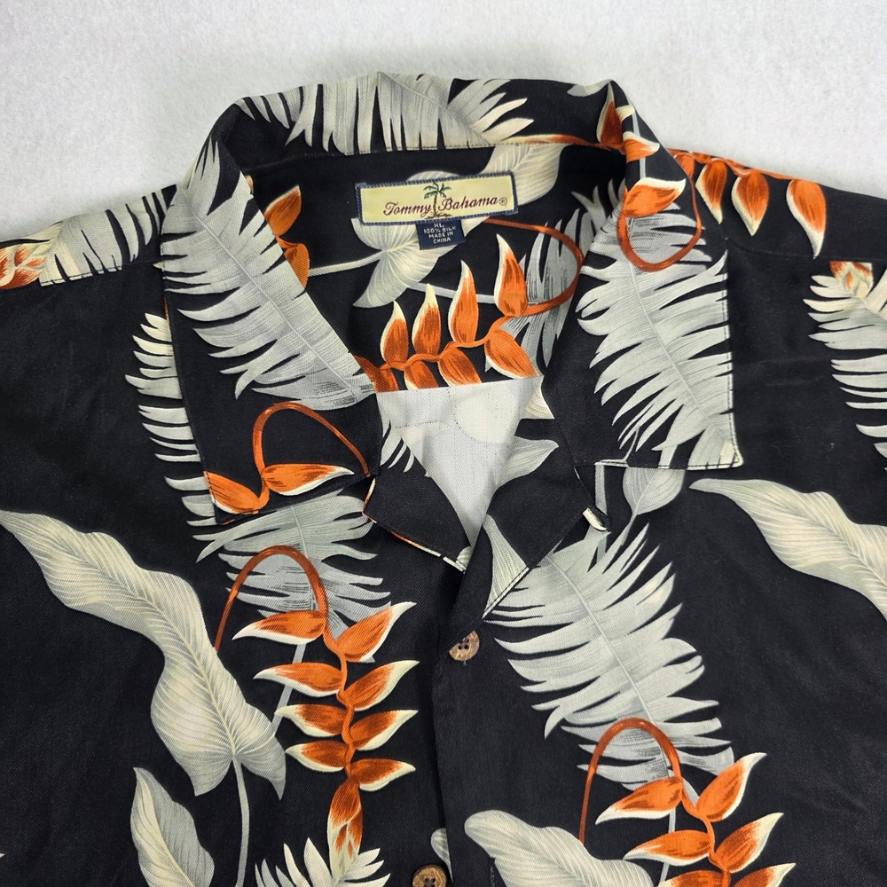 Tommy Bahama Mens XL Silk Camp Shirt Black Tropical Leaf Floral Button Down 100% - Picture 7 of 8